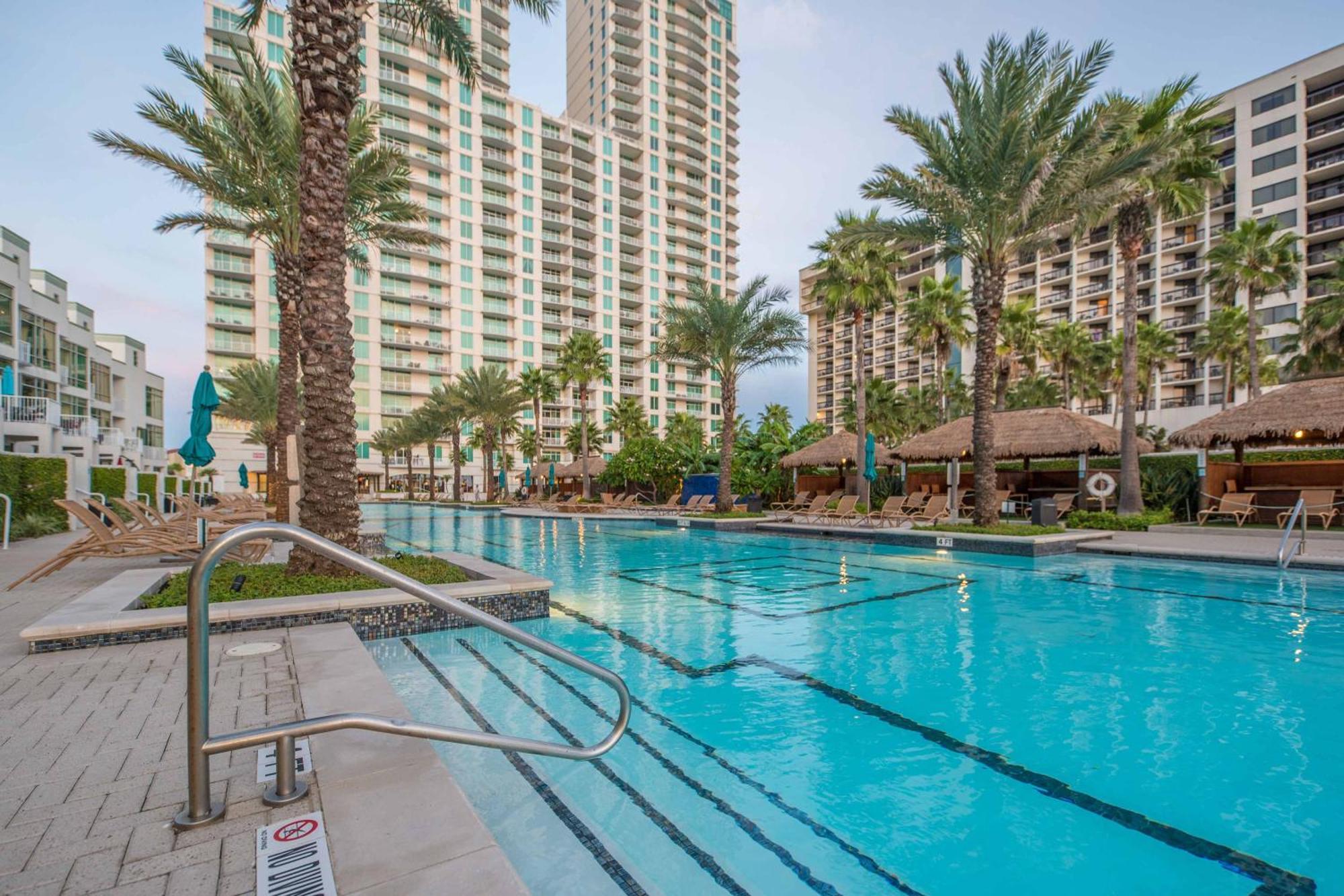 1901 Sapphire Beachfront 3 Bedroom Condo جنوب جزيرة بادري المظهر الخارجي الصورة