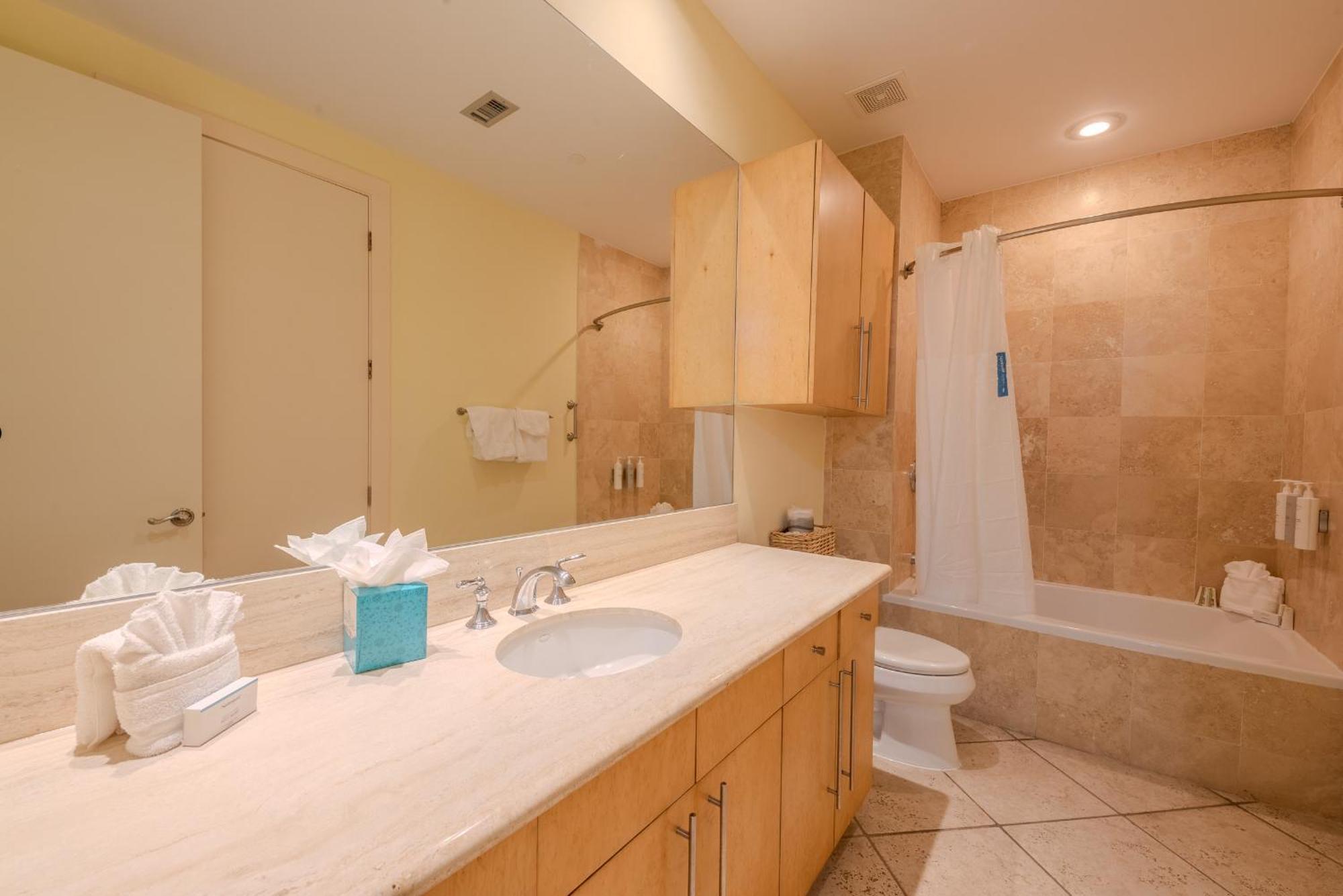 1901 Sapphire Beachfront 3 Bedroom Condo جنوب جزيرة بادري المظهر الخارجي الصورة